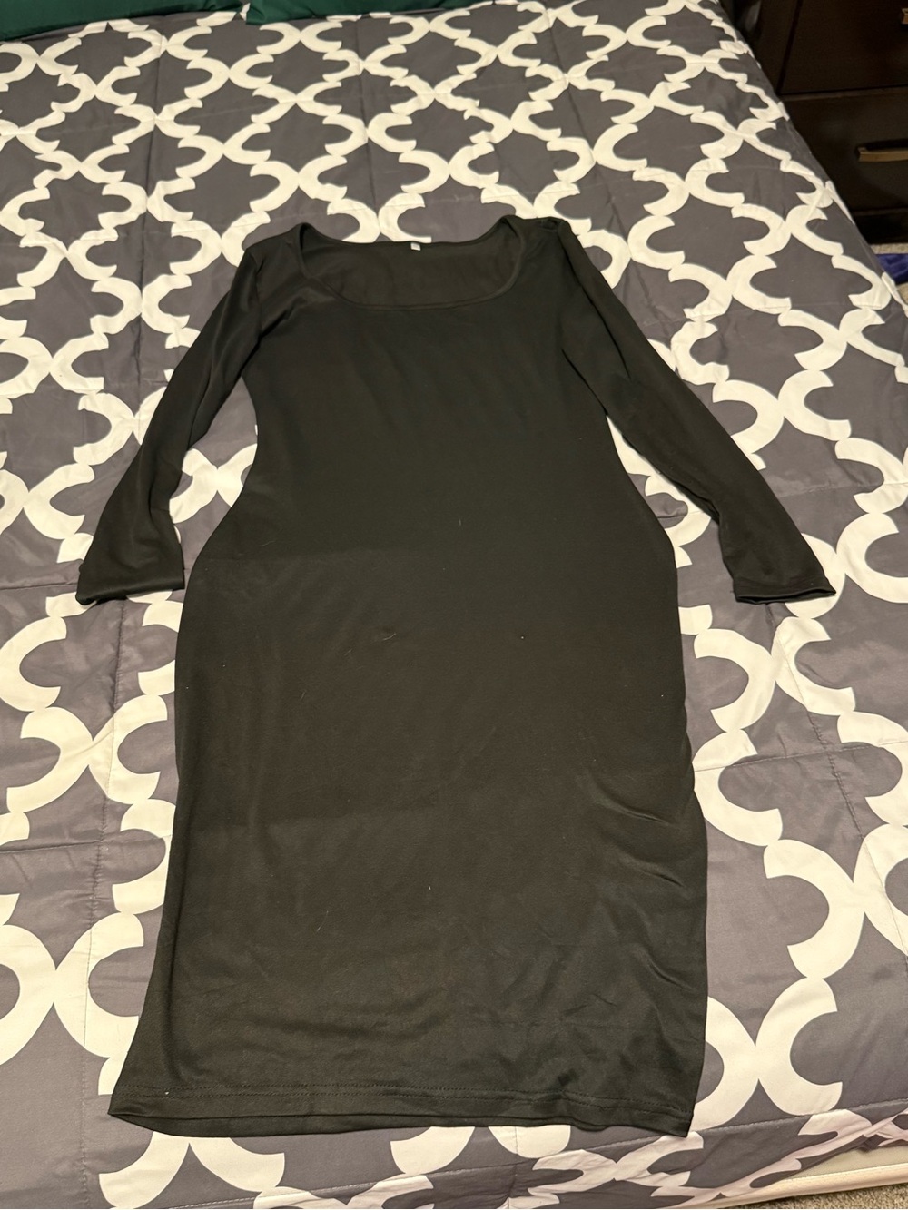 Classic Black Long-Sleeve Scoop Neck Dress